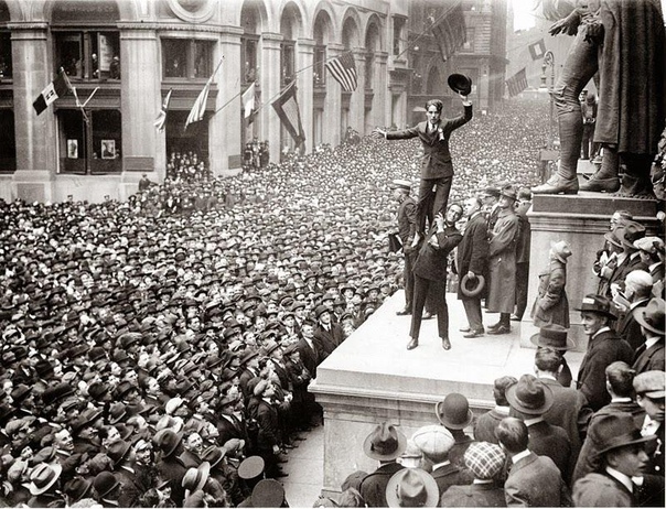 Чарли Чаплин на Уолл-стрит 