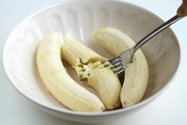 Нежнейшие банановые оладушки без муки и сахара 