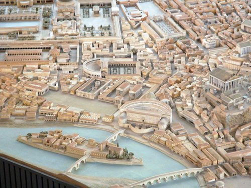 Археологу понадобилось более 30 лет, чтобы воссоздать самую точную модель Древнего Рима Хотя Рим на протяжении истории значительно изменился, множество руин и развалин важных исторических