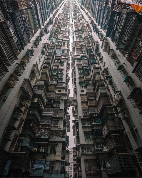 Здание - монстр в Макао (Китай) Фото: Tristan Zhou